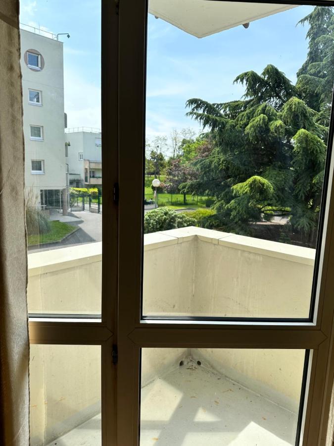 Bel Appartement A 25 Mn De Paris Sartrouville Exteriör bild